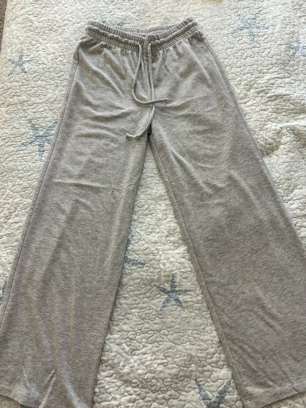 Aritzia sweatpants ( lounge pants) grey